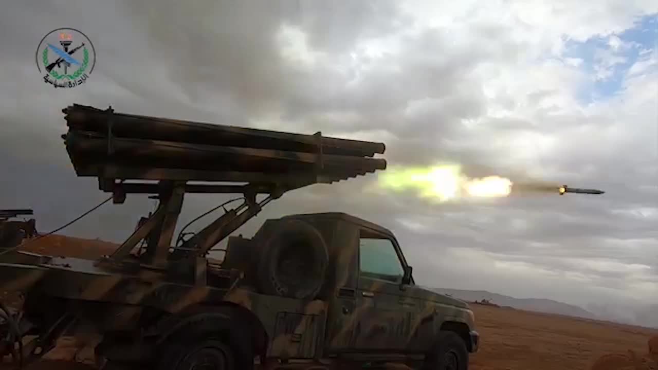سوريا الجيش السوري بالتعاون مع القوات الروسية ينفذ مشروعاً...عملياتياً بالذخيرة الحية - snapshot 18.57